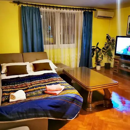 Apartment Mila Apartment